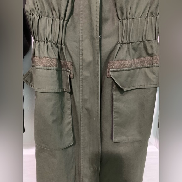 Elie Tahari Spring/ Fall coat with elastic waist band - Picture 7 of 10